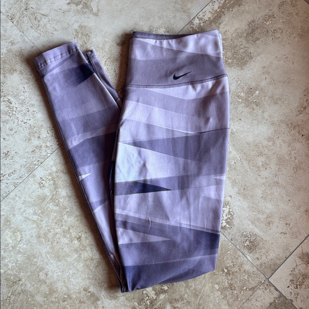 Nike Patterned Lavender Leggings